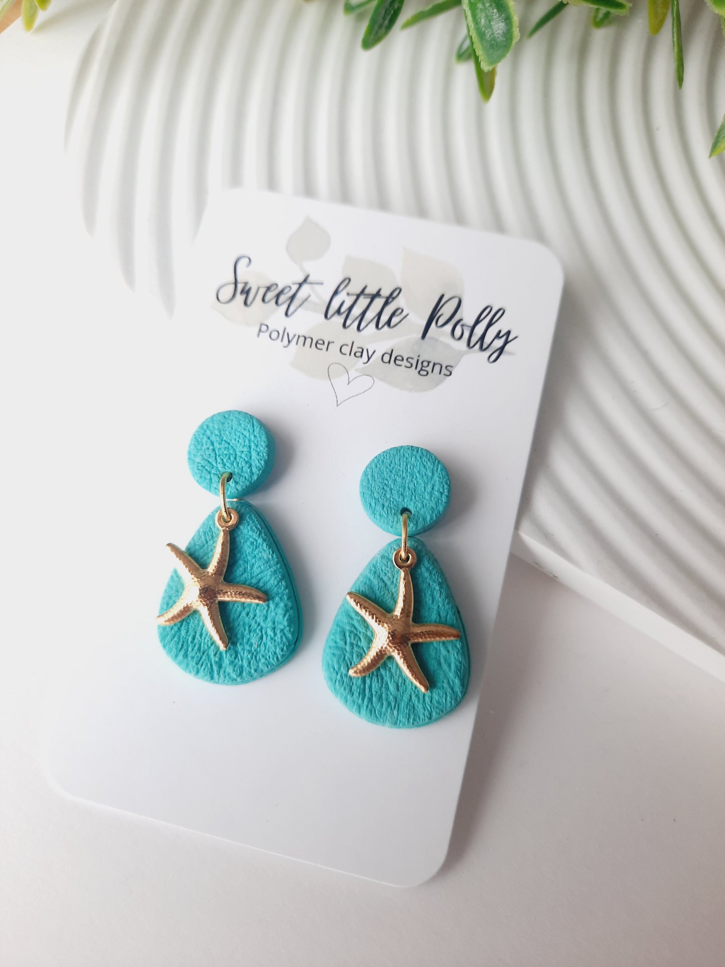 Beachy Vibes Earrings with Starfish