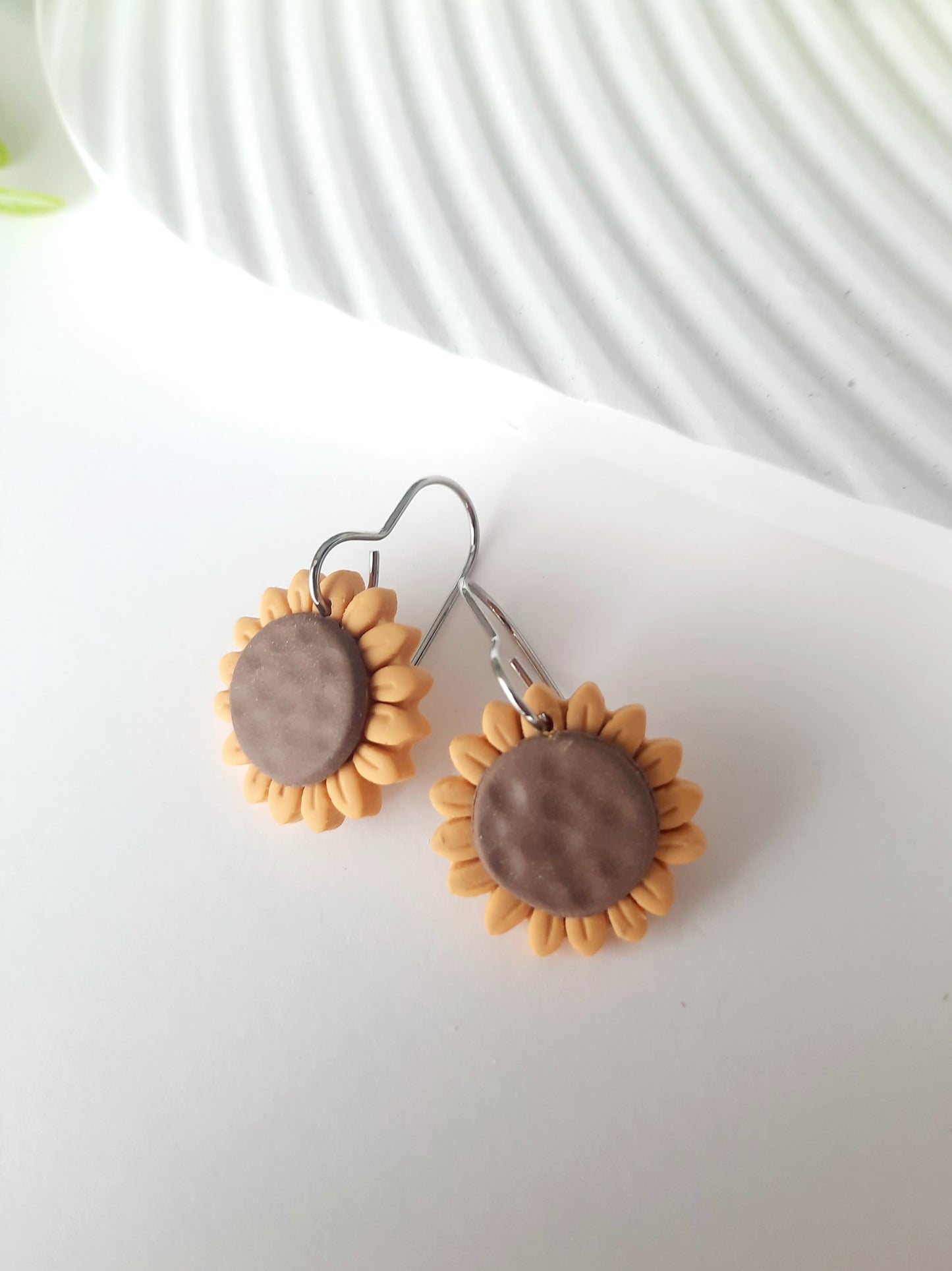 .Sunny Sunflower Dangles