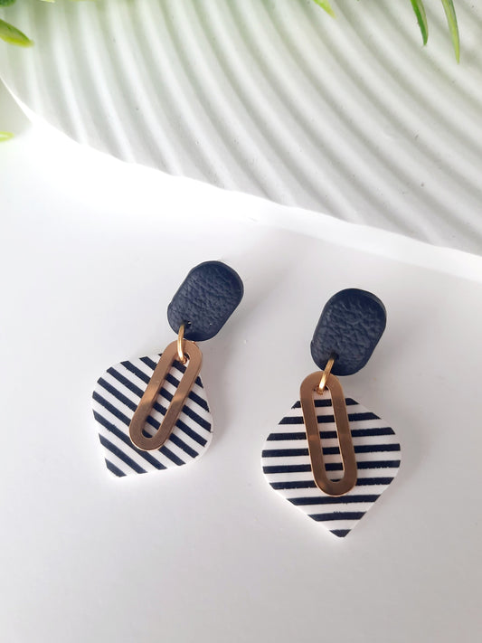 .Black and White Stripes that POP!