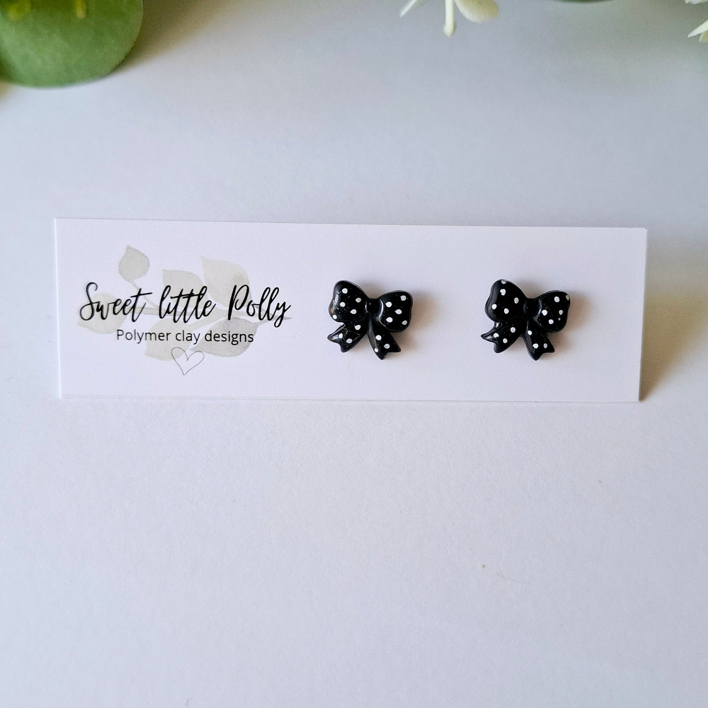 *Super Cute Bow Studs