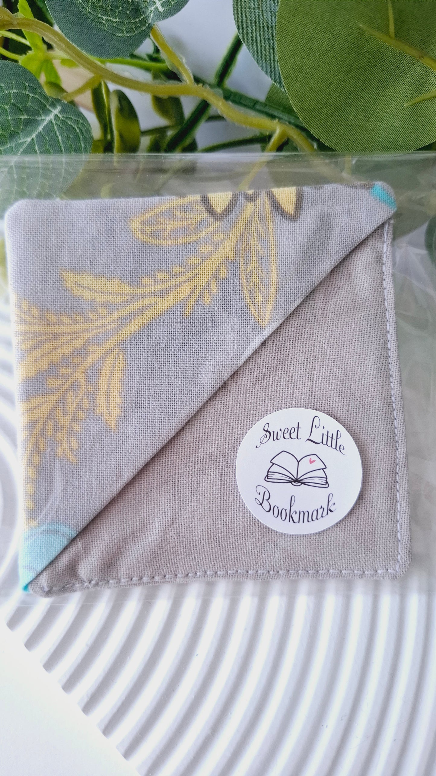 .Fabric Handmade Bookmark