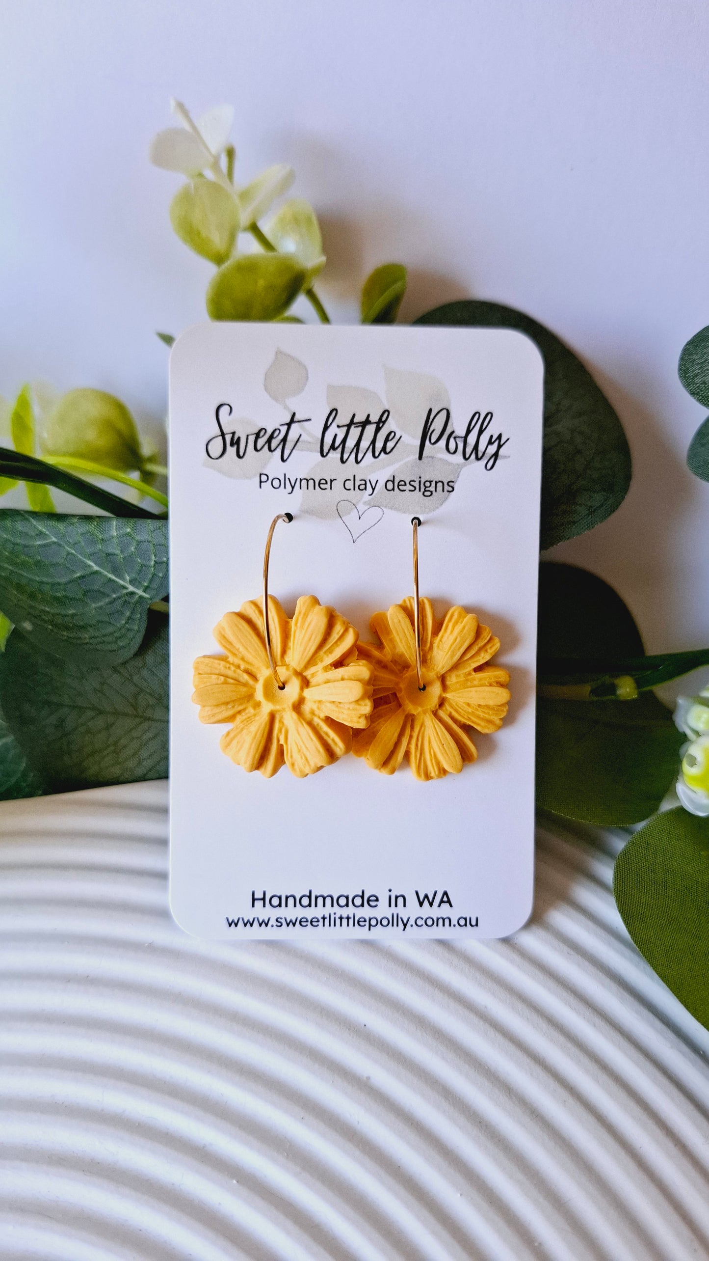 .Flourishing Flower Hoop Earrings