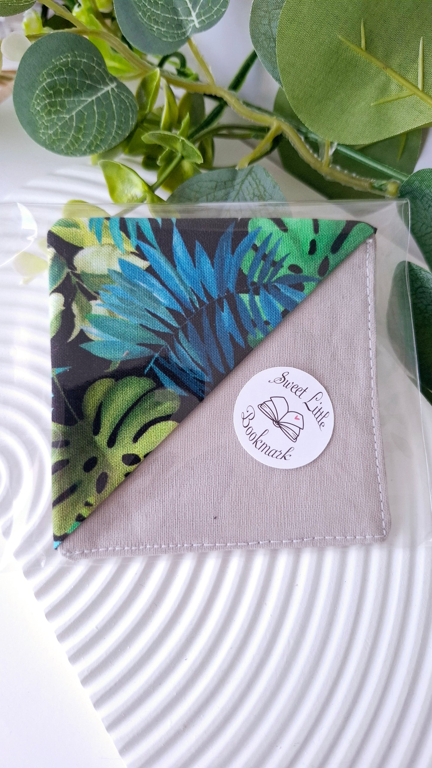 .Fabric Handmade Bookmark