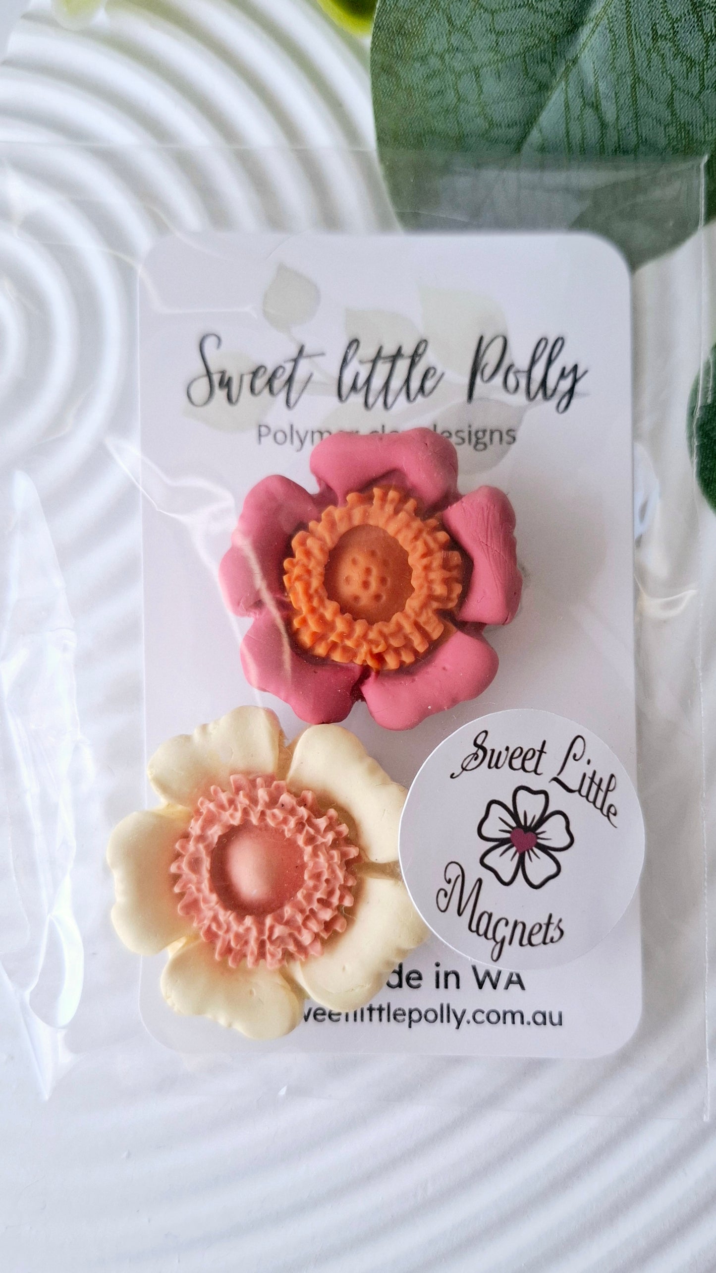 .Flower Magnet Pairs