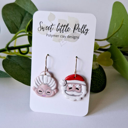 .Mr and Mrs Claus Christmas Earrings