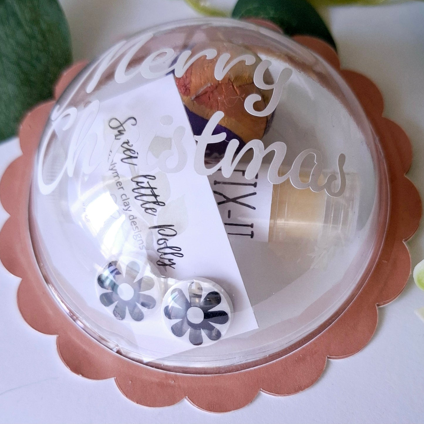 .Merry Christmas - Gift Domes